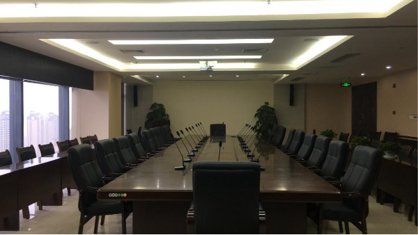 綿陽會議室學(xué)術(shù)報告廳用會議音柱好還是同軸會議音箱好