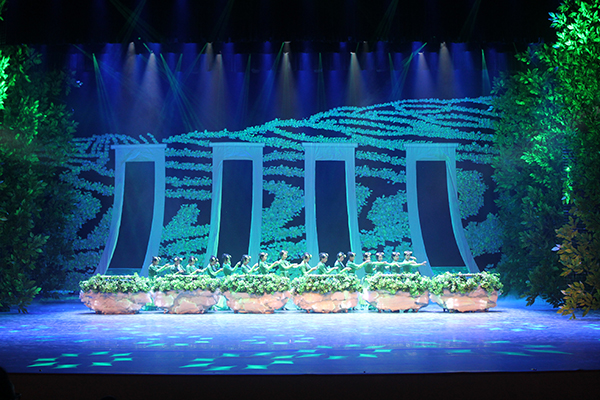 峨眉山演藝中心劇場舞臺(tái)燈光、音響、視頻項(xiàng)目