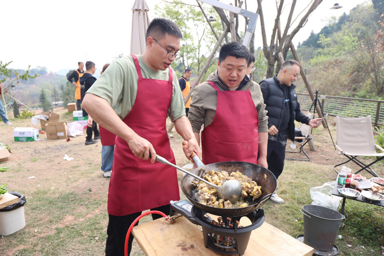 成都鷹皇科技 2026 春季團建圓滿舉行